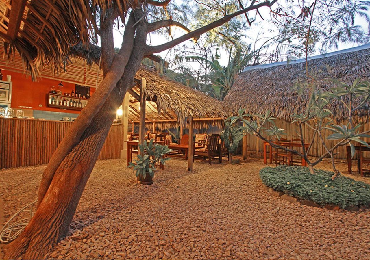 Hotel Le Petit Paradis Antsiranana ภายนอก รูปภาพ